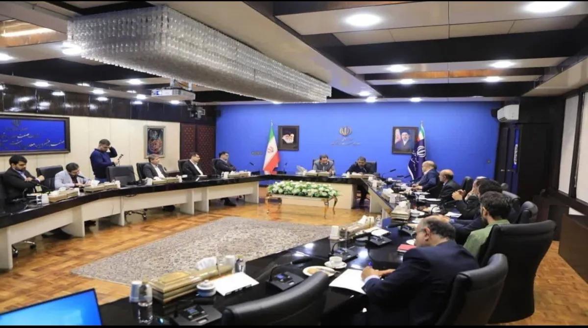 نشست مشترک برای همکاری در حل مشکلات مردم برگزار شد؛ قدردانی بسیج از نقش وزارت صمت در حفظ پایداری زنجیره تامین و آرامش بازار